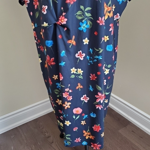 T Tahari Floral Print Front Side Twist Dress 20W - Picture 3 of 7